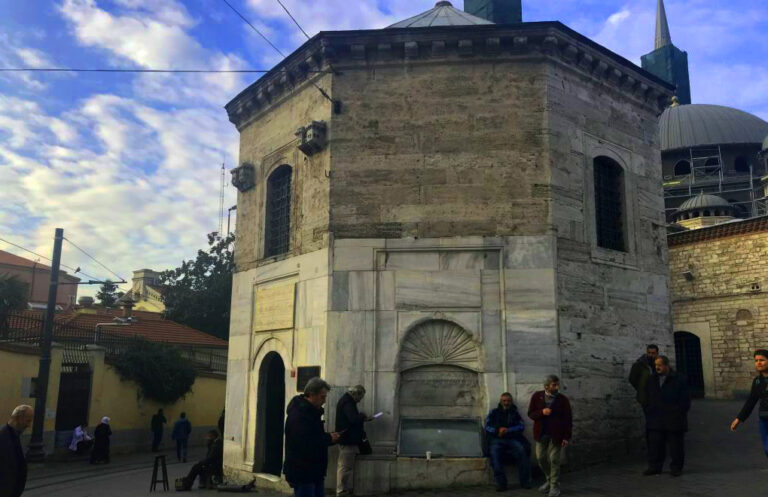 taksim meydanı ve geçmişten günümüze tarihi boğazda org blog